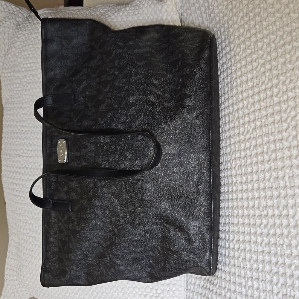 Michael Kors Elegant Black Laptop Bag